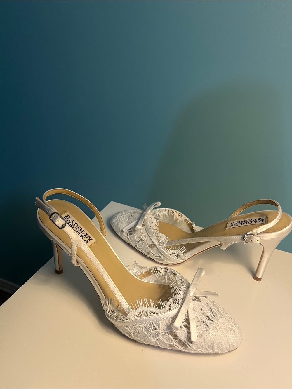Badgley Mischka White Lace Slingback Heels with Bow